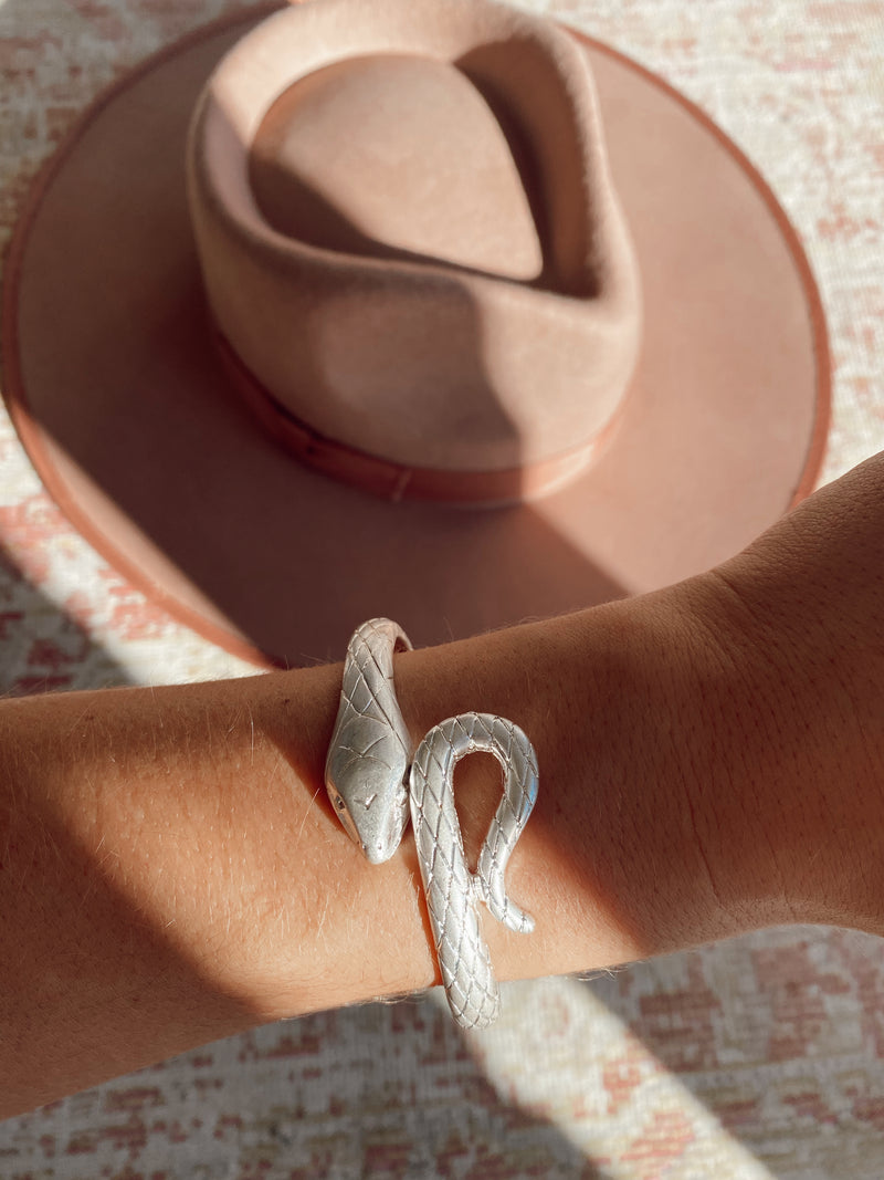 Snake Bite Cuff
