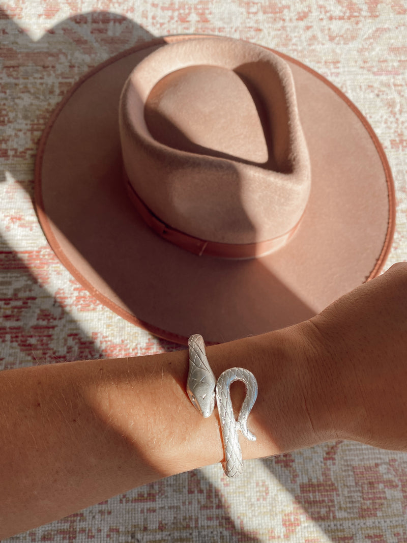 Snake Bite Cuff