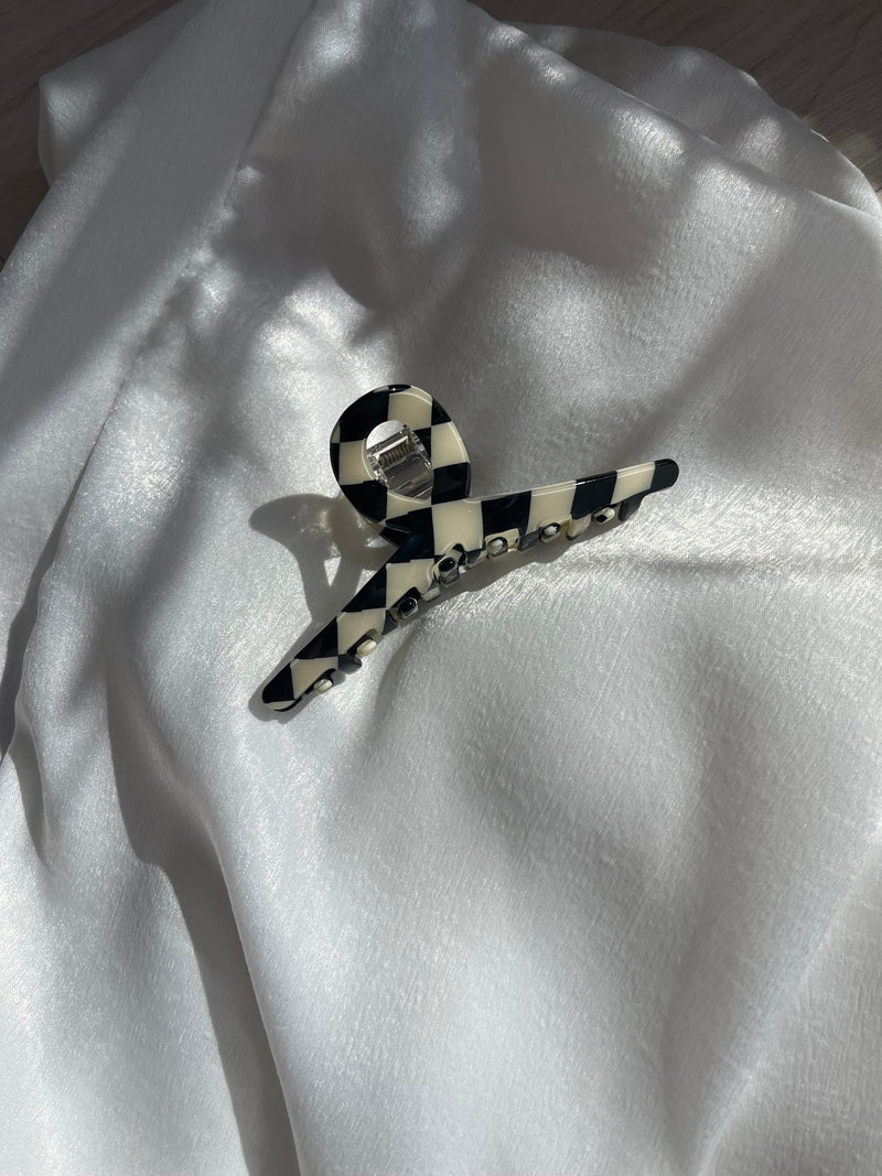 Checker Me Claw Clip