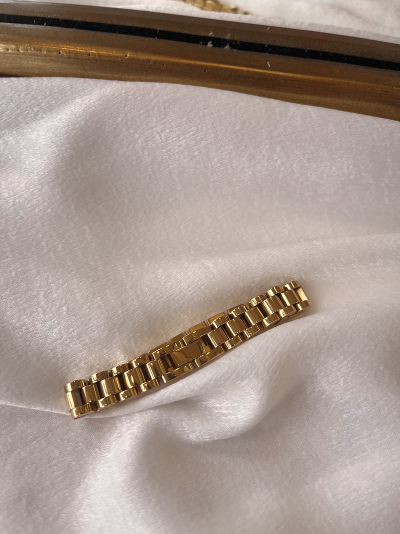Thin Gold Chain Bracelet