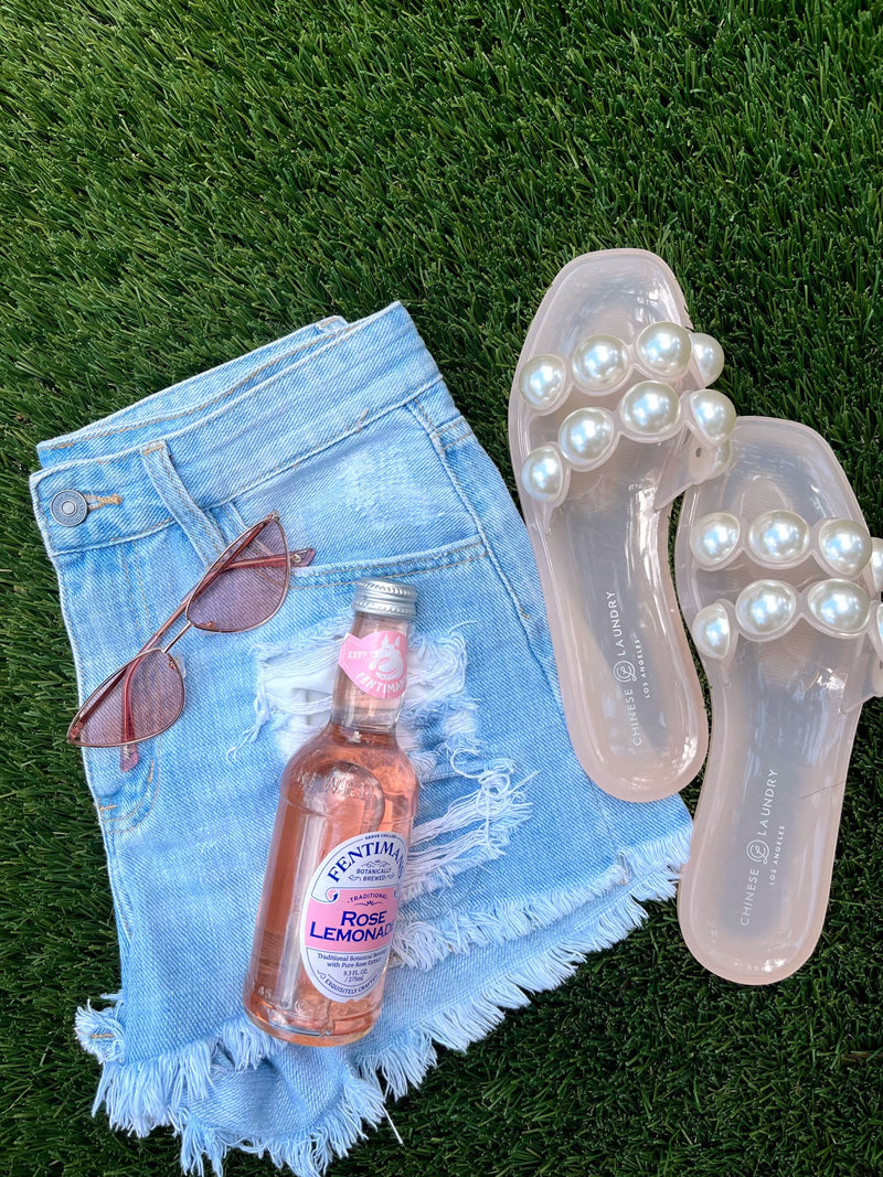 Pearl In Love Sandals